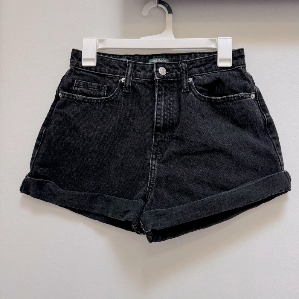 Wild Fable Highest‎ Rise Mom shorts Black Size 4/27R